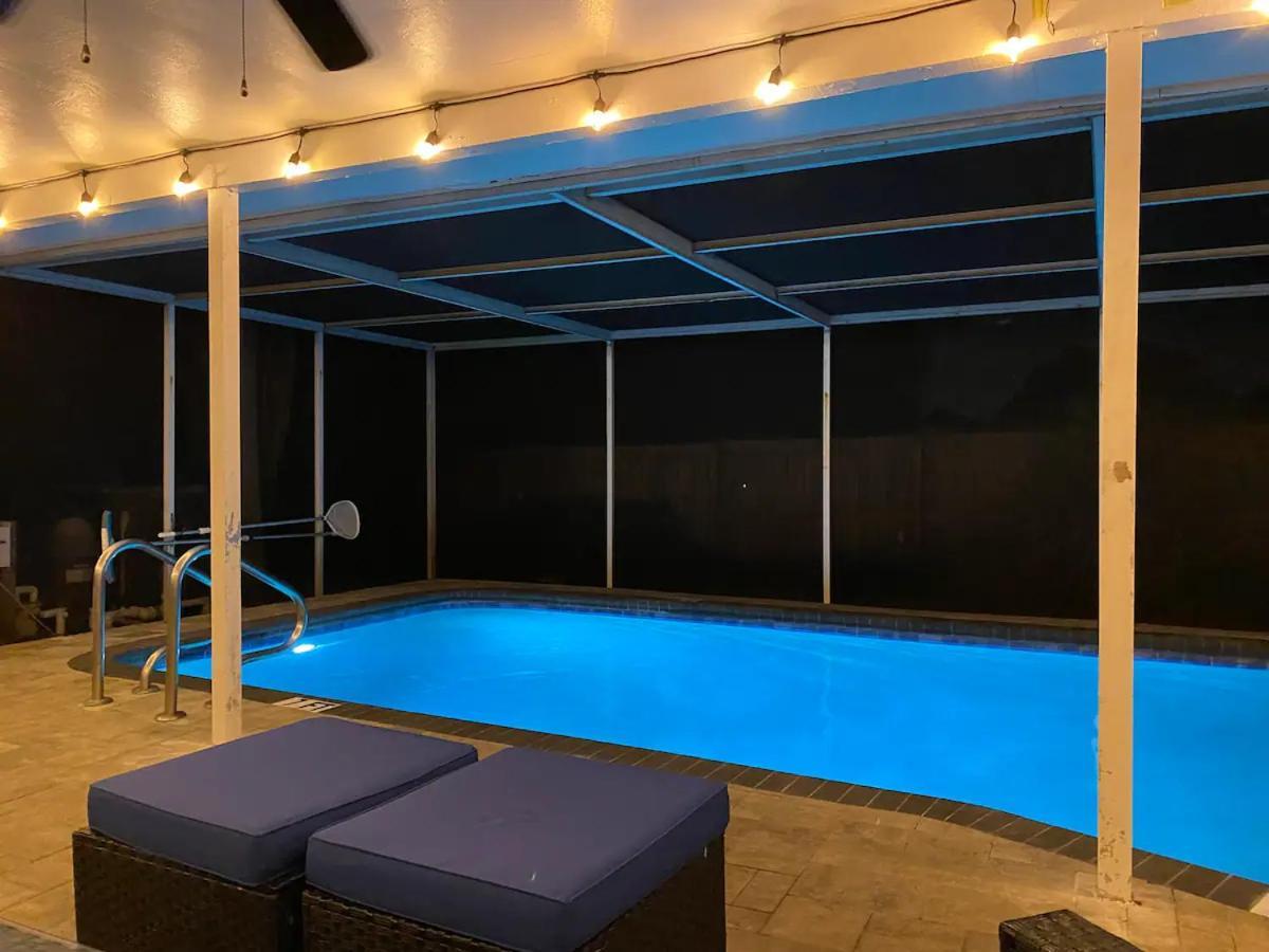 Spacious 5 Bedrooms 3 Bathrooms Family-Friendly Home With Heated Salt Pool Clearwater Extérieur photo