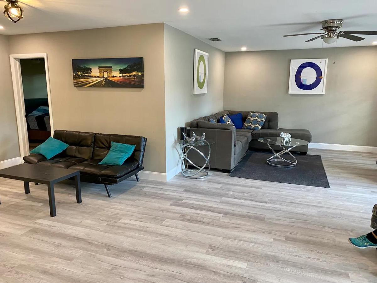 Spacious 5 Bedrooms 3 Bathrooms Family-Friendly Home With Heated Salt Pool Clearwater Extérieur photo